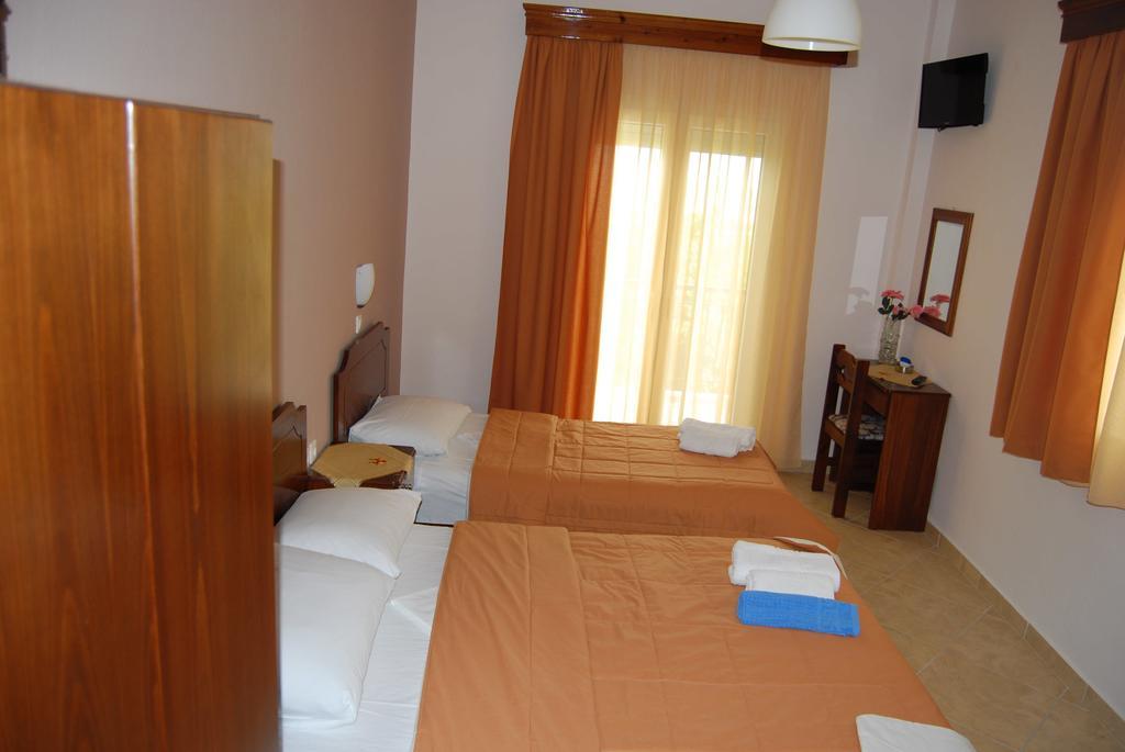 Maritsa'S Rooms Σταυρός Δωμάτιο φωτογραφία